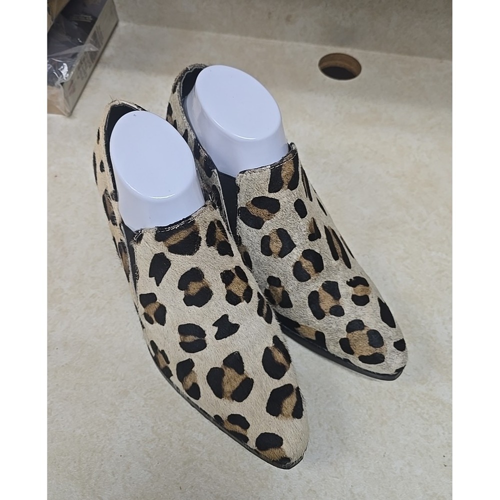 Urge Veda Tan Leopard Print Calf Hair Pointed toe Ankle Bootie Womans Size 40